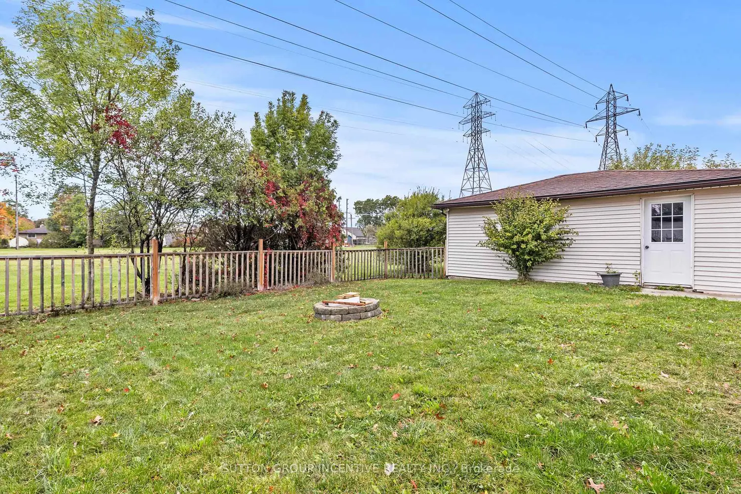 Additional image 14 of 2 Hendershot Avenue