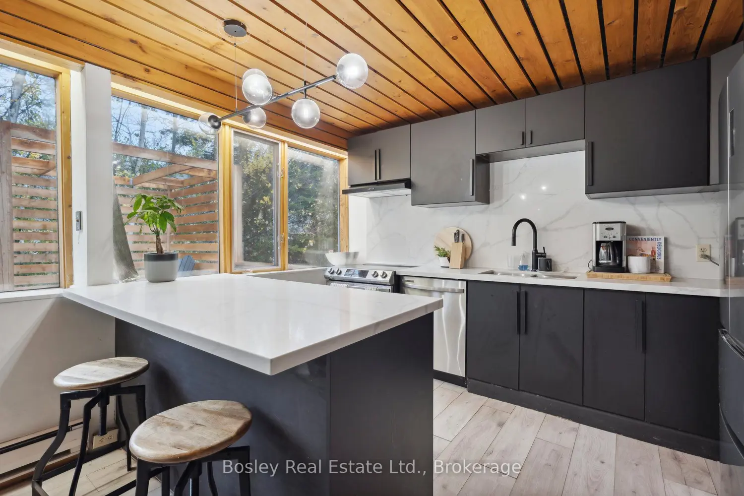 Additional image 12 of 101 St Moritz Crescent