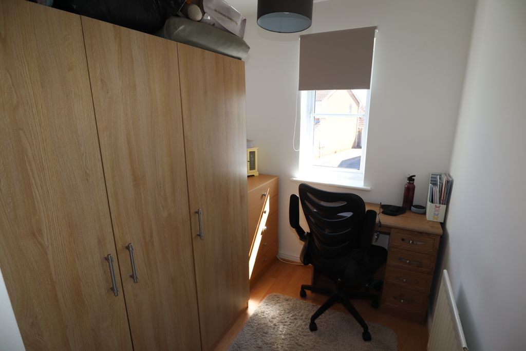 Additional image 10 of 3 bed semi-detached house to rentWatling Close, Lincoln LN4