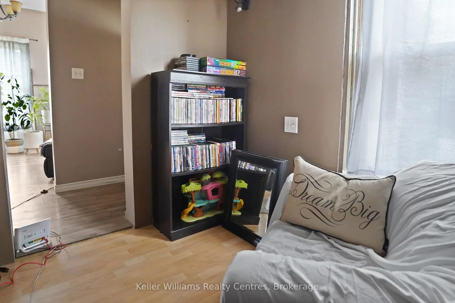 Additional image 5 of 494 Isaac Street