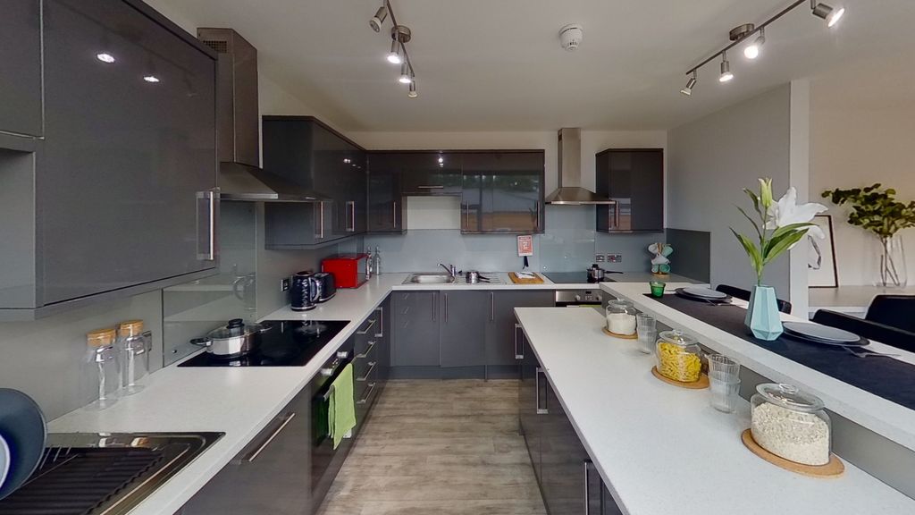 8 bed shared accommodation to rentFlat 2, 10 Middle Street, Beeston, Nottingham NG9 photo 2
