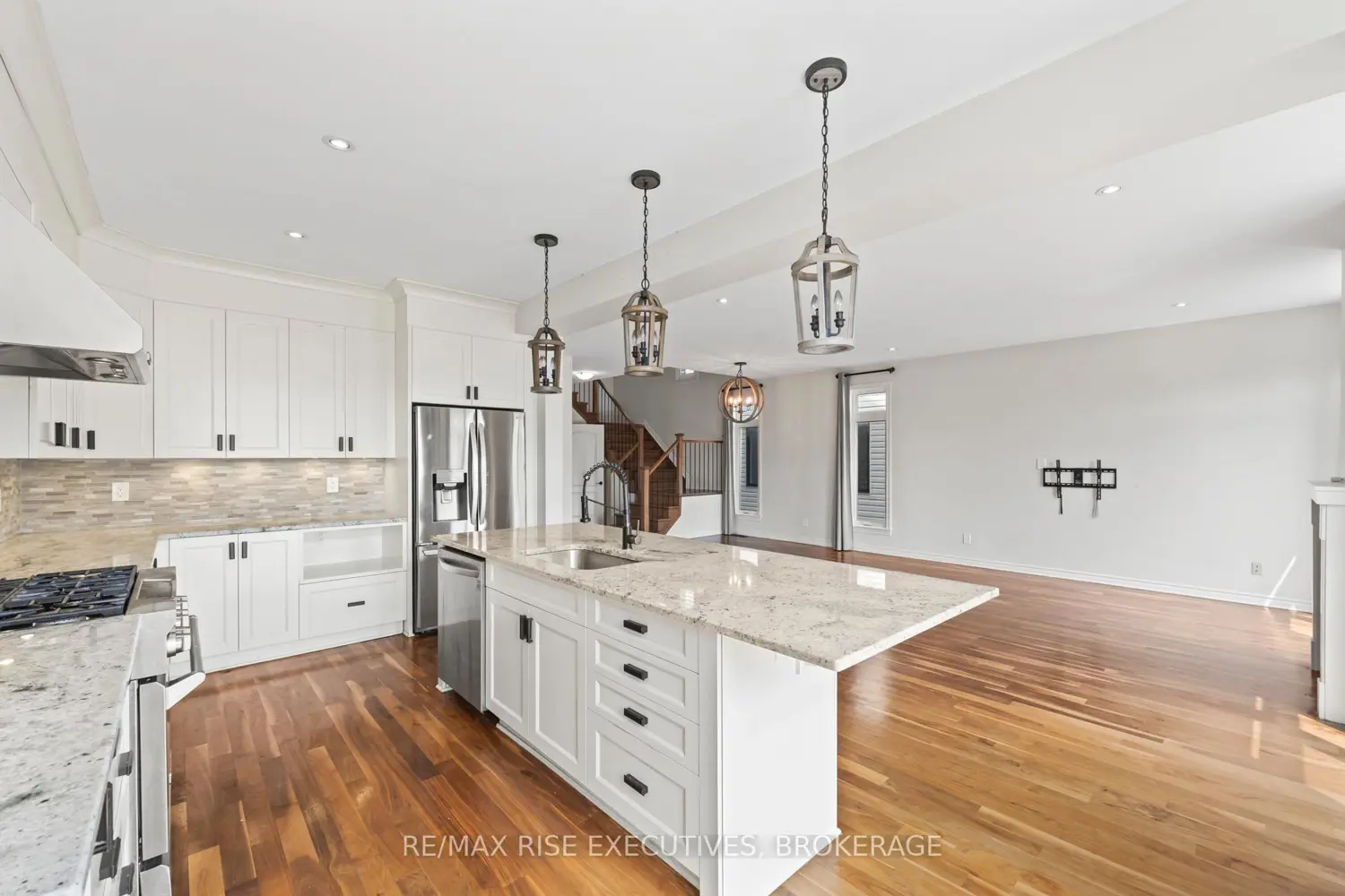 Additional image 8 of 648 Halloway Drive