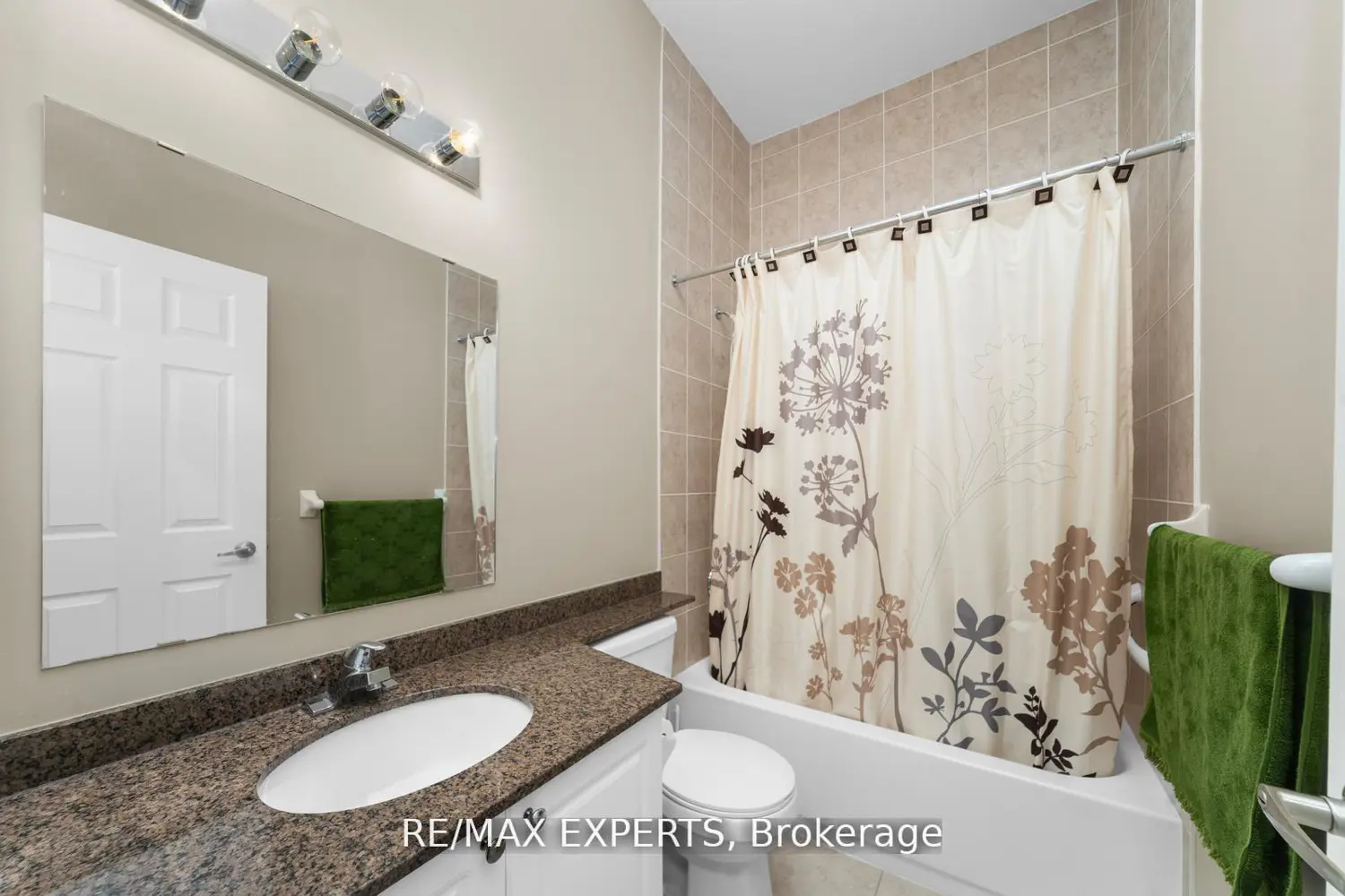 Additional image 11 of 10211 Keele Street 105