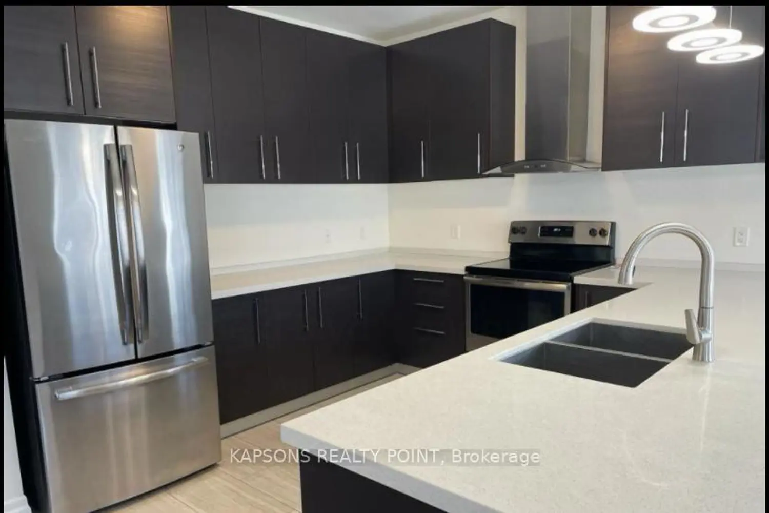 Additional image 15 of 2579 Sheffield Boulevard 21