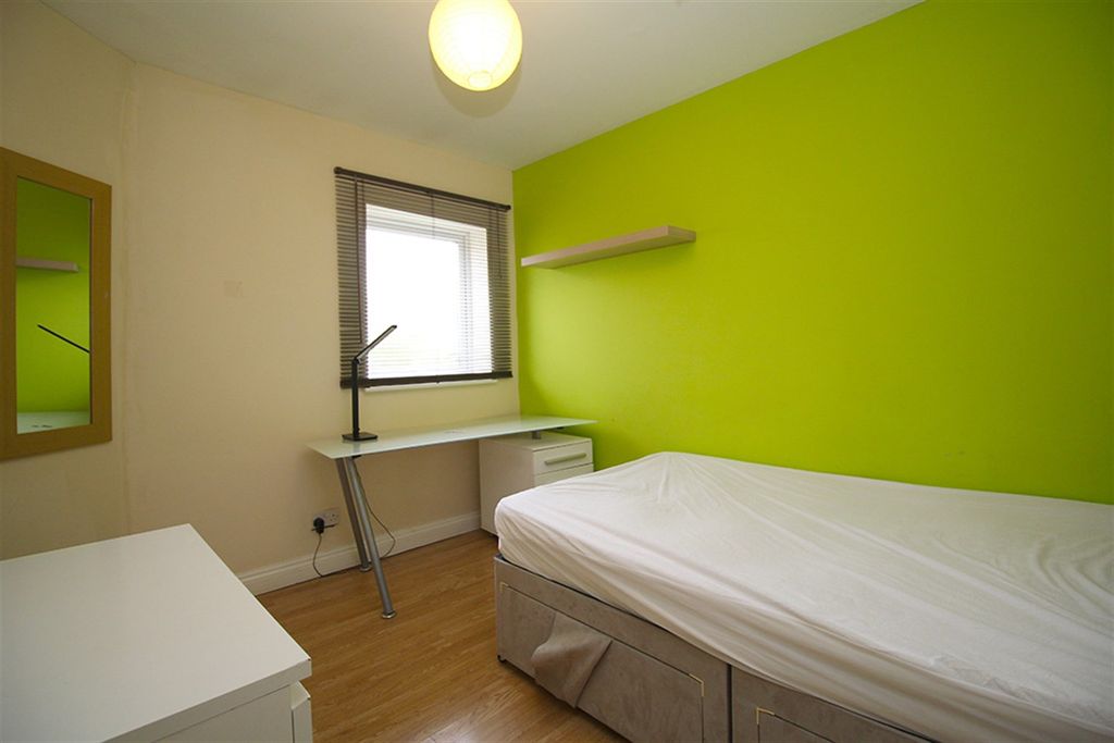 Additional image 16 of 9 bed town house to rentKnightthorpe Road, Loughborough LE11
