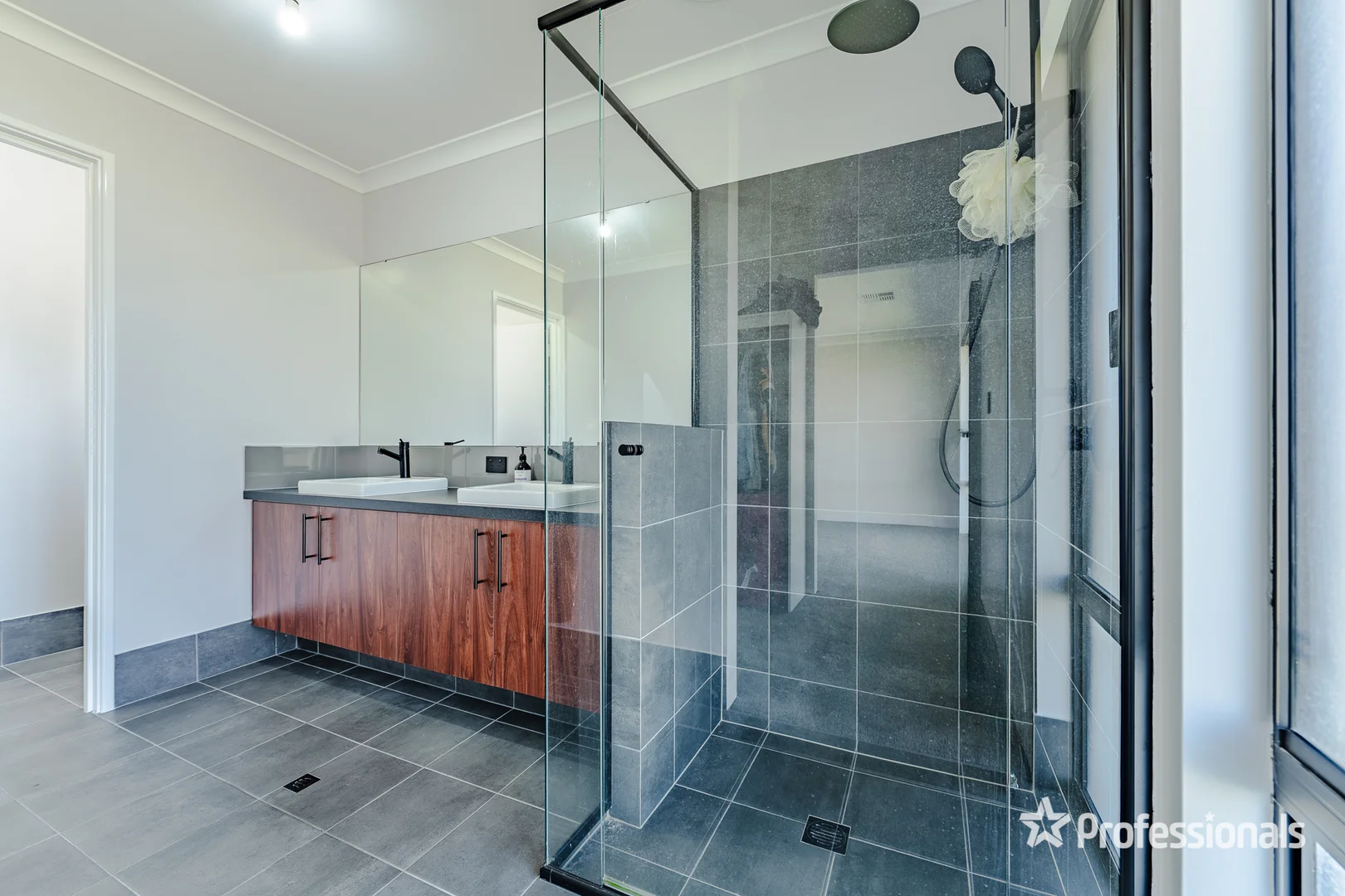 Additional image 15 of 235 Nicholson Road, Cookernup WA 6219