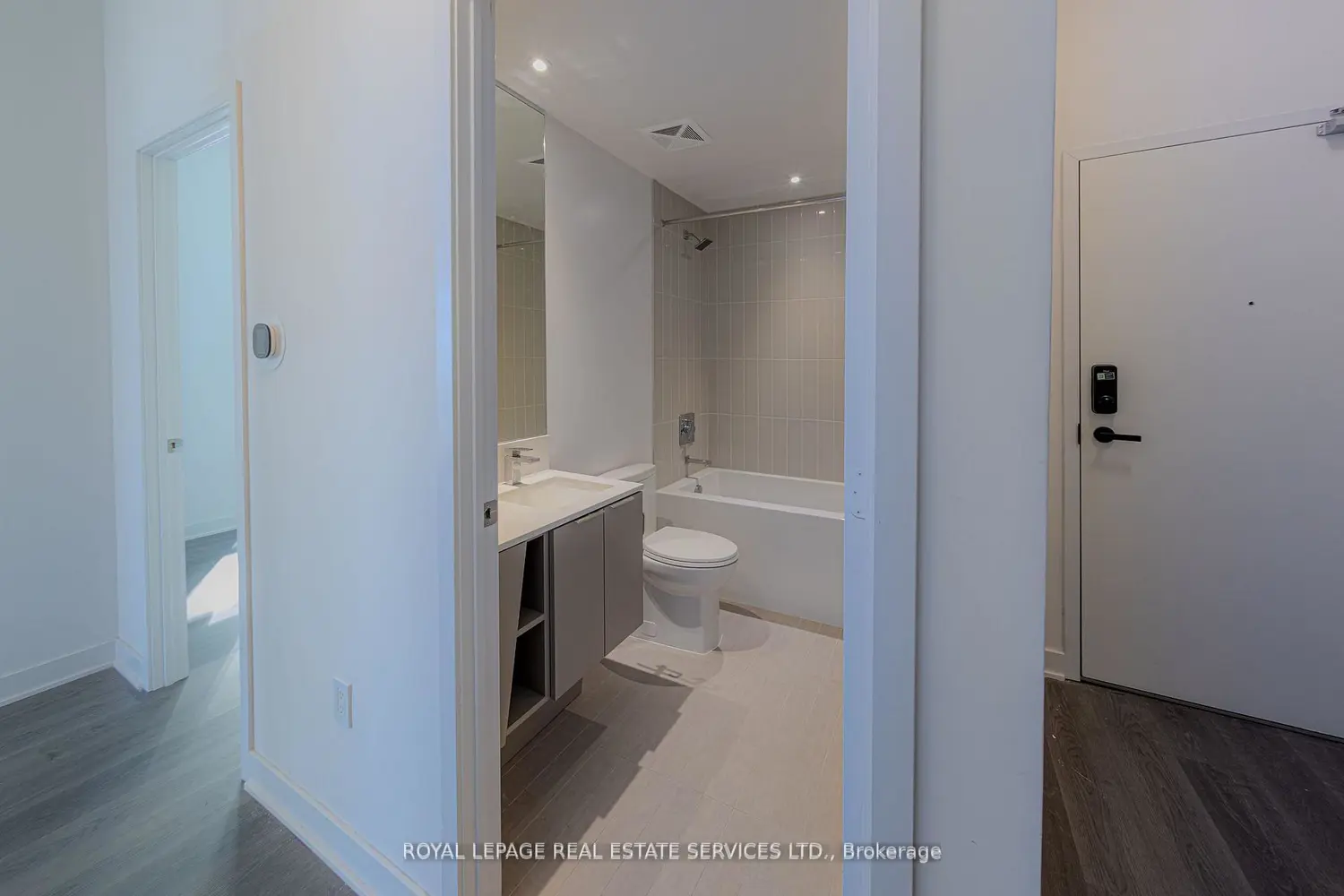 Additional image 3 of 3900 Confederation Parkway 4203