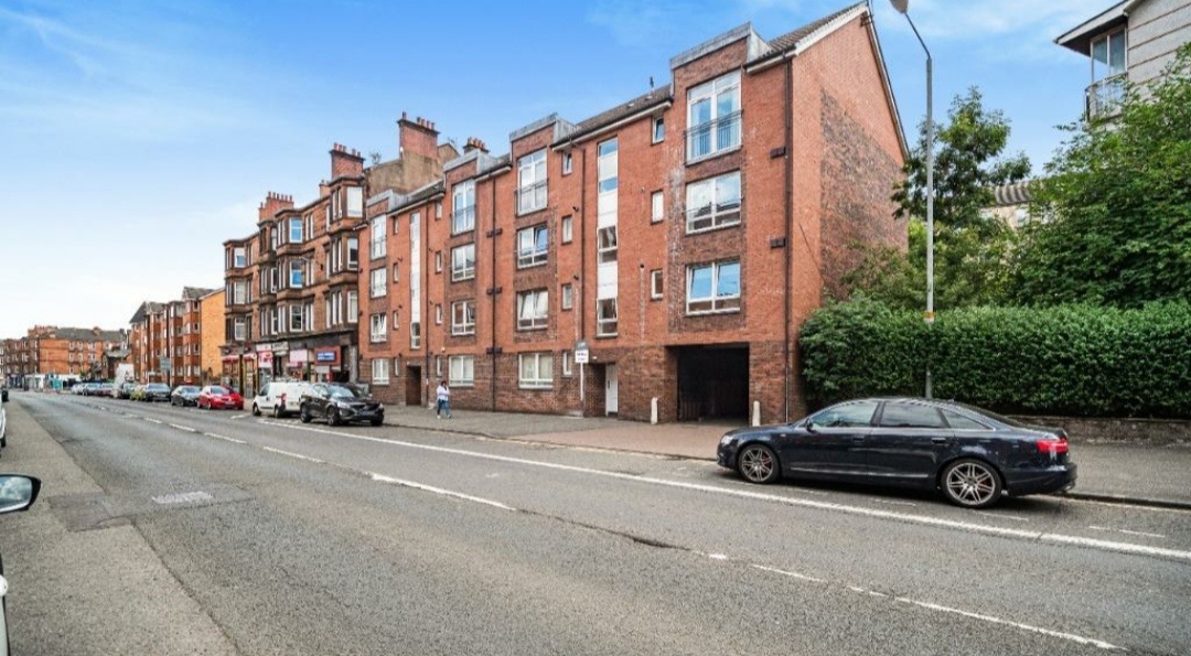 2 Bed Flat, Alexandra Parade, G31, N1 7GU