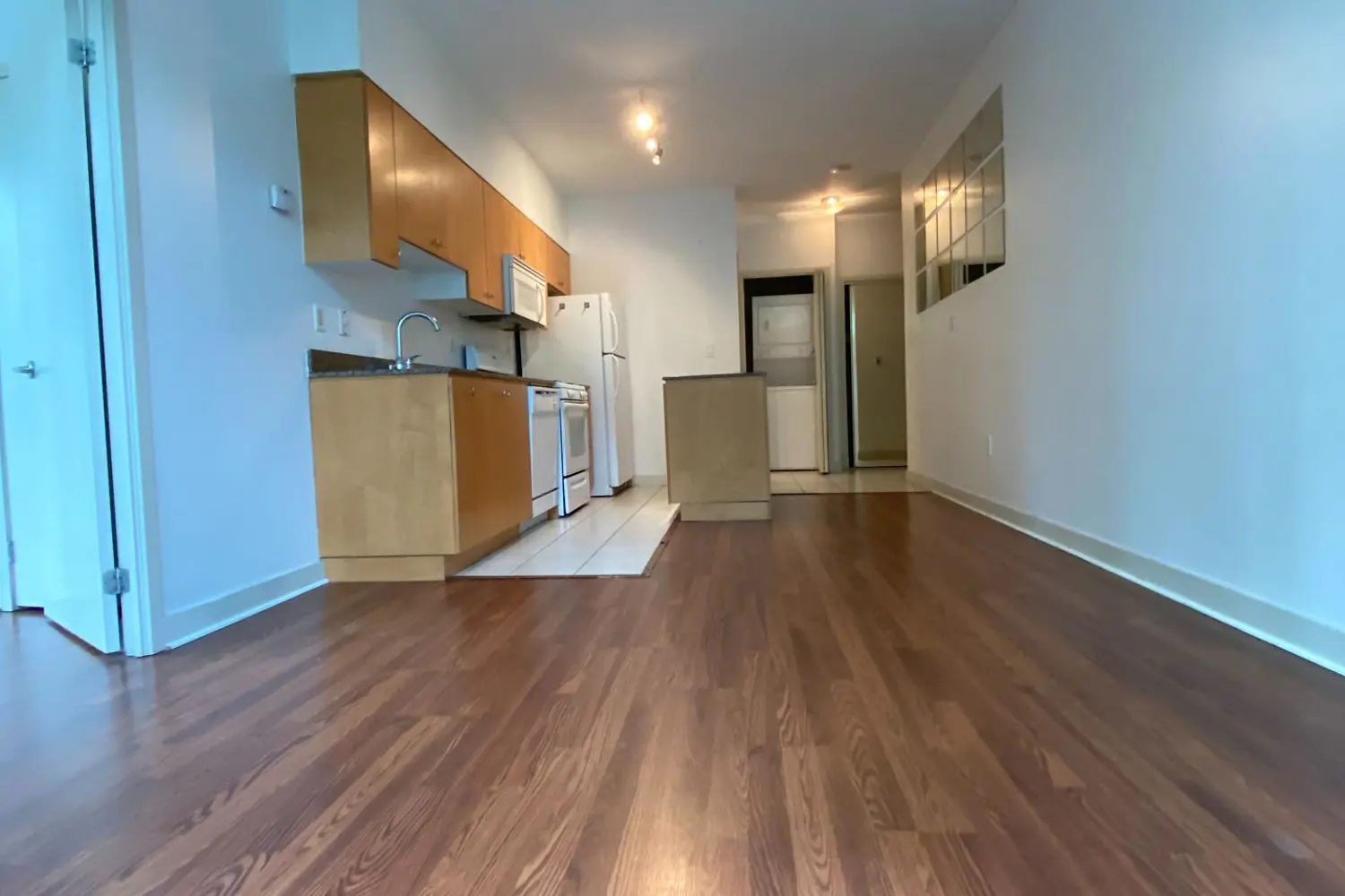 Additional image 9 of 10 Navy Wharf Court 101