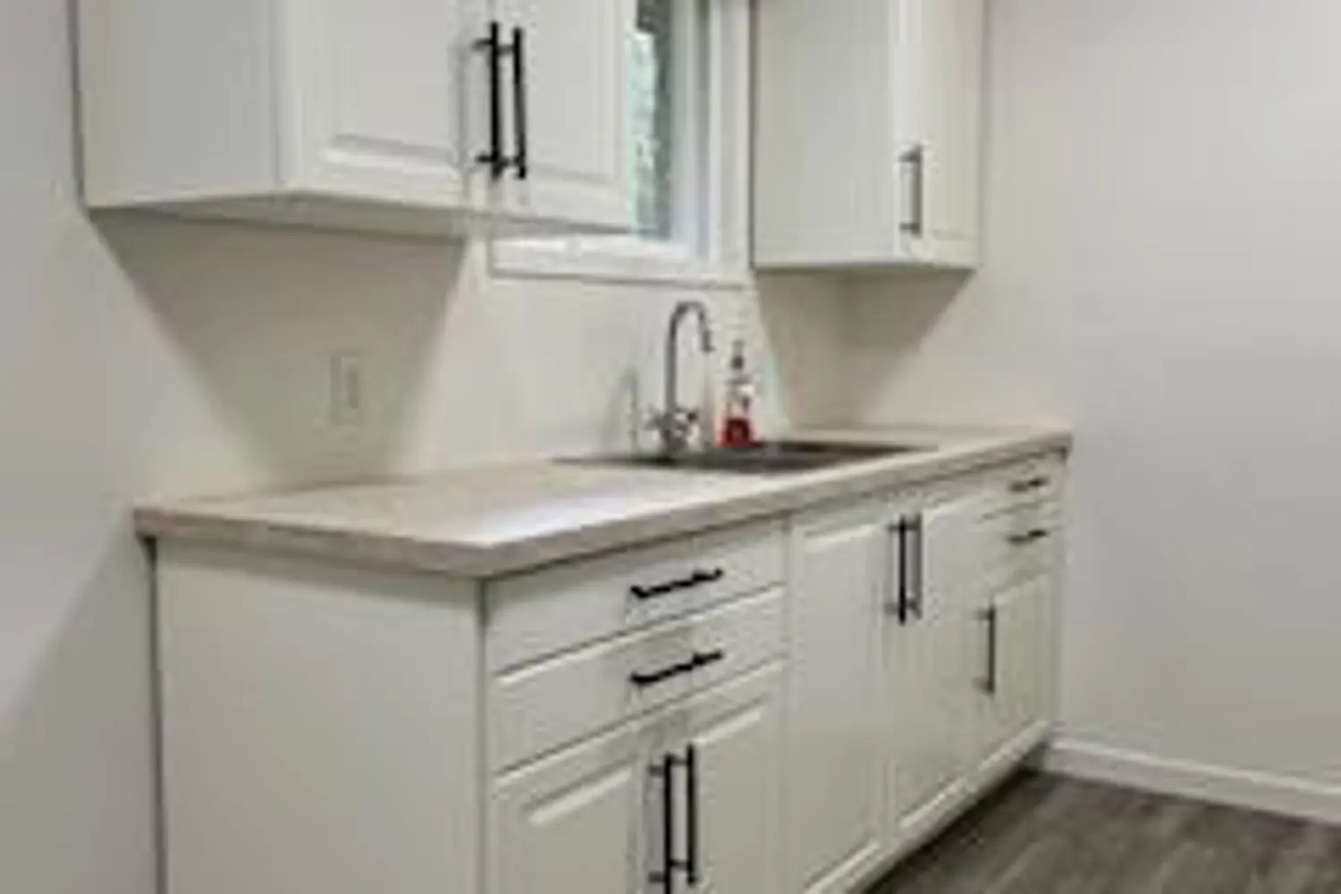 Additional image 9 of 416 Gill Street