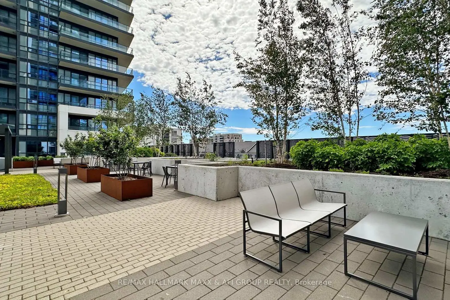 Additional image 18 of 38 Gandhi Lane 2615