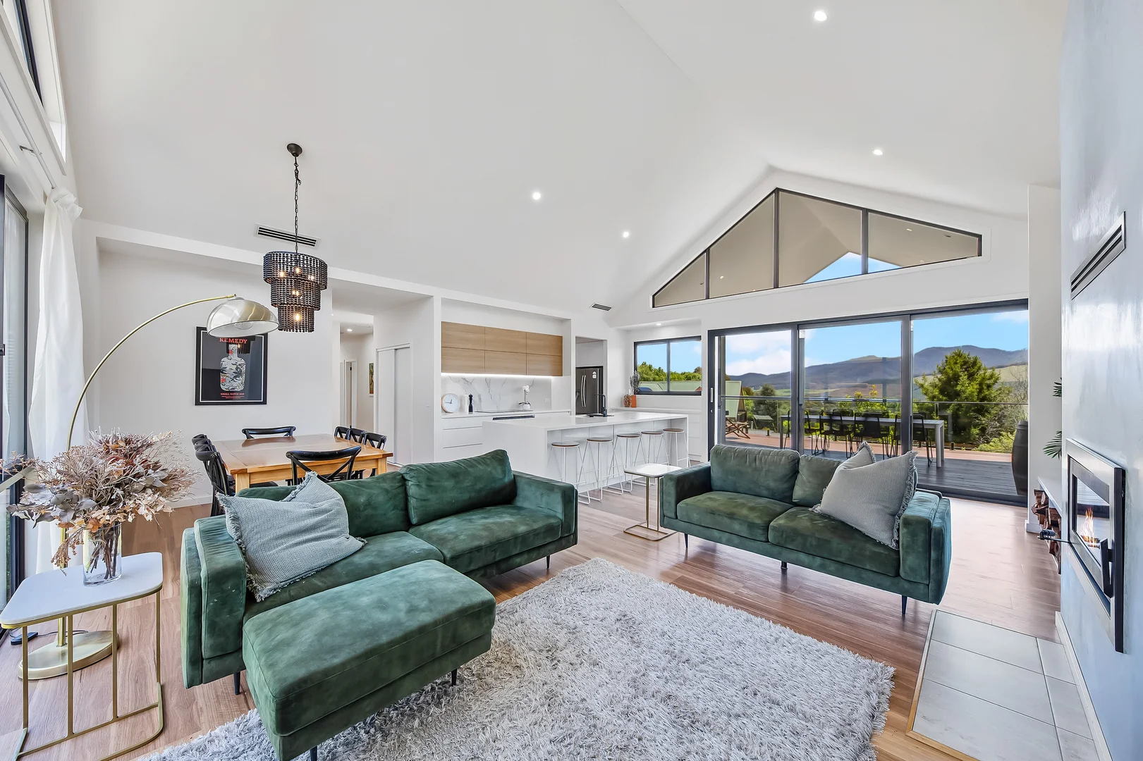 Additional image 2 of 1 Danica Court, Bright VIC 3741