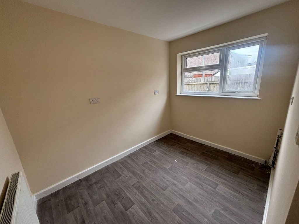 Additional image 5 of 4 bed end terrace house to rentWhittington Street, Neath SA11