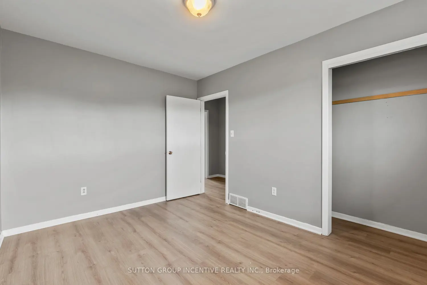 Additional image 8 of 2 Hendershot Avenue