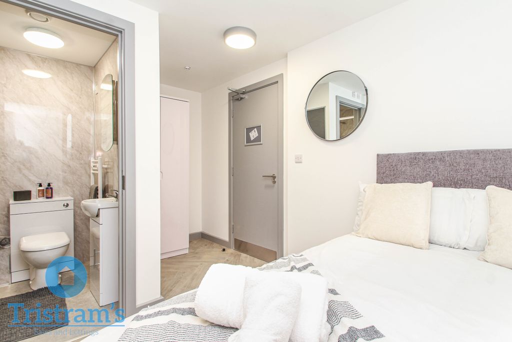 Additional image 2 of 6 bed shared accommodation to rent6Bed 6Bath Talbot Street, City Centre NG1