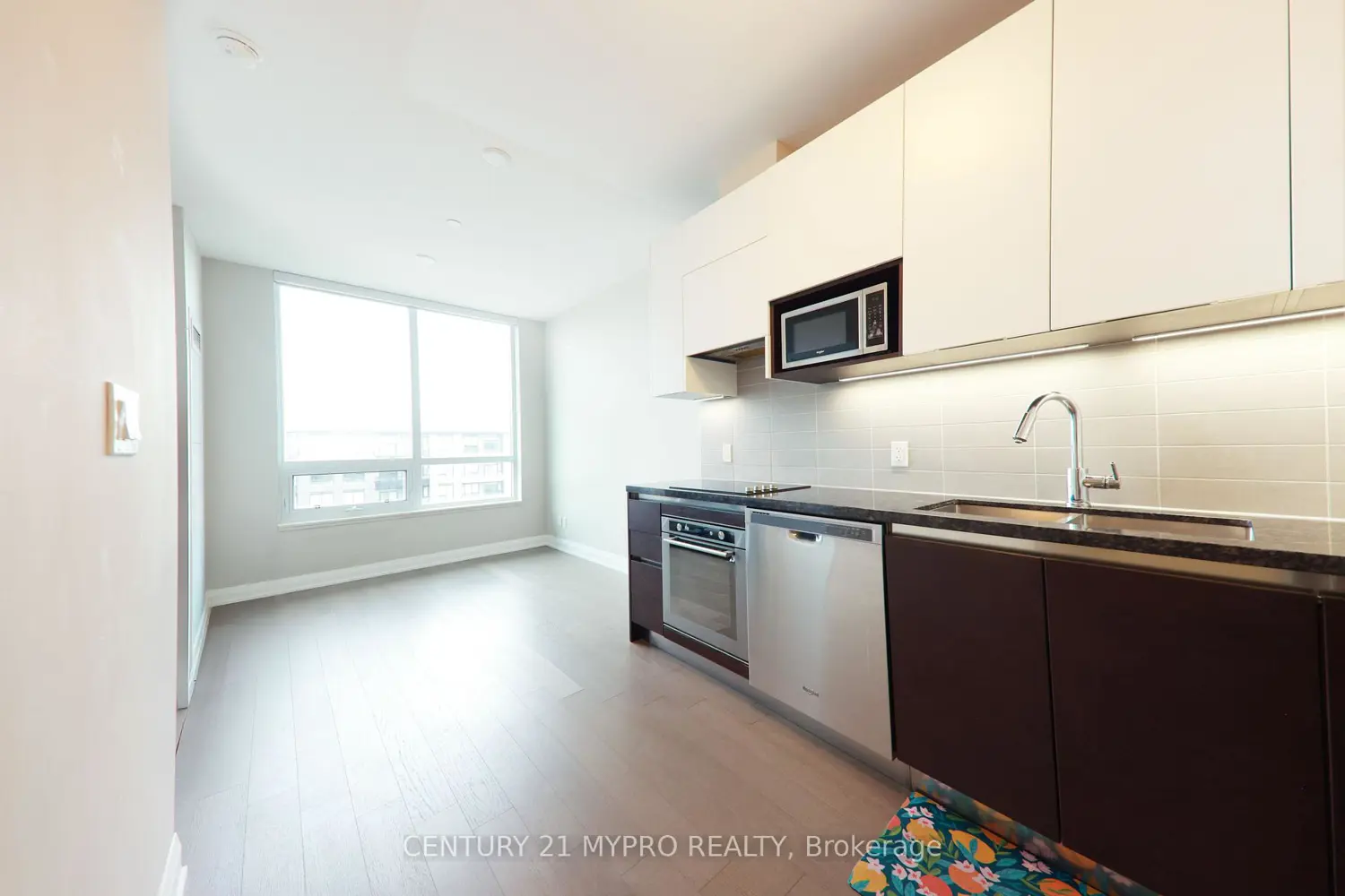 Additional image 4 of 15 Water Walk Drive 917