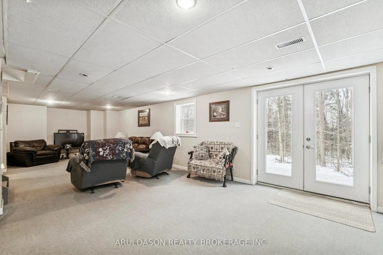 Additional image 17 of 602 Scarlett Line