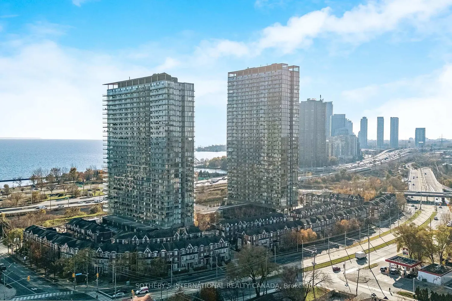 Additional image 19 of 105 The Queensway Avenue 1601