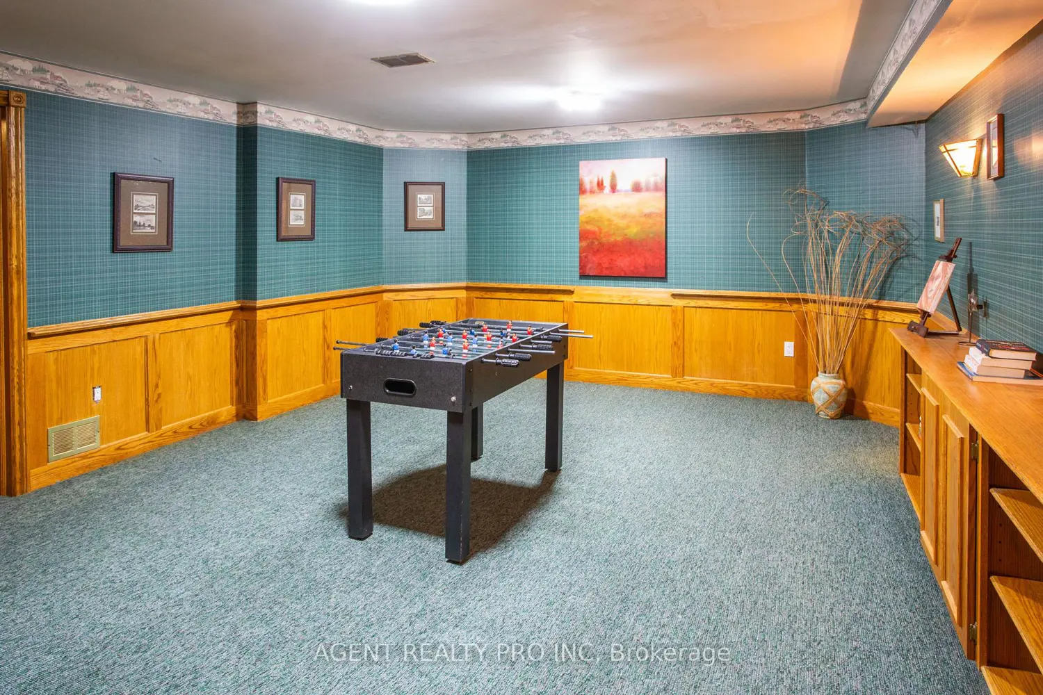 Additional image 14 of 922 Country Club Crescent