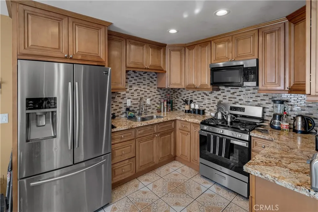 Additional image 13 of 21931 Violeta Avenue, Hawaiian Gardens, CA 90716