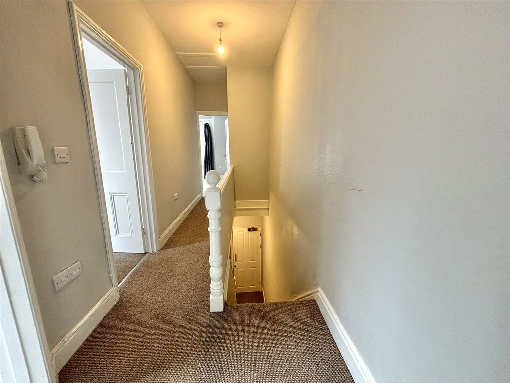 Additional image 8 of 2 bed flat to rentCedar Road, Northampton, Northamptonshire NN1