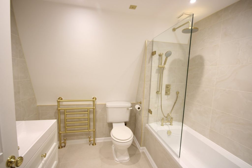 Additional image 17 of 3 bed flat to rentLe Mont Gras D'eau, St Brelade JE3