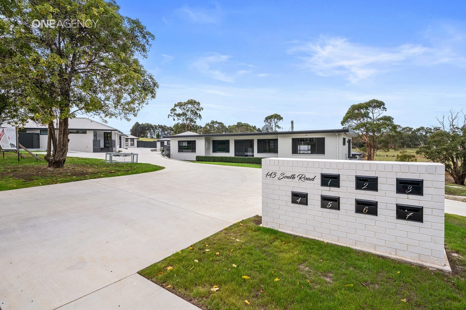 Additional image 2 of 4 & 5/143 South Road, Penguin TAS 7316