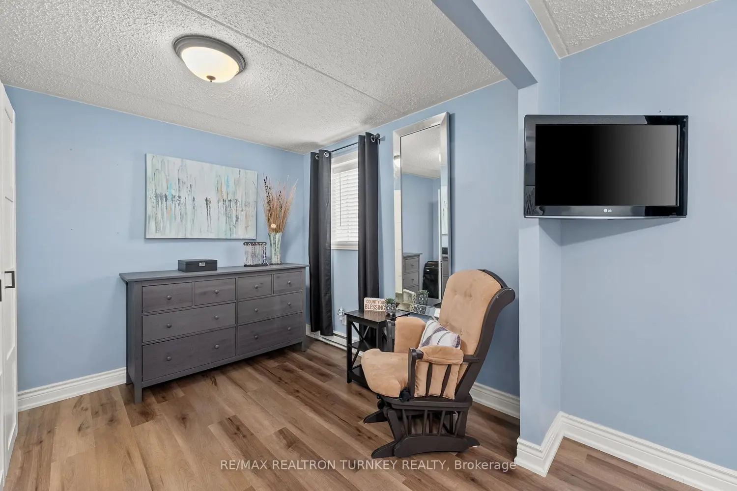 Additional image 14 of 74 The Queensway 102