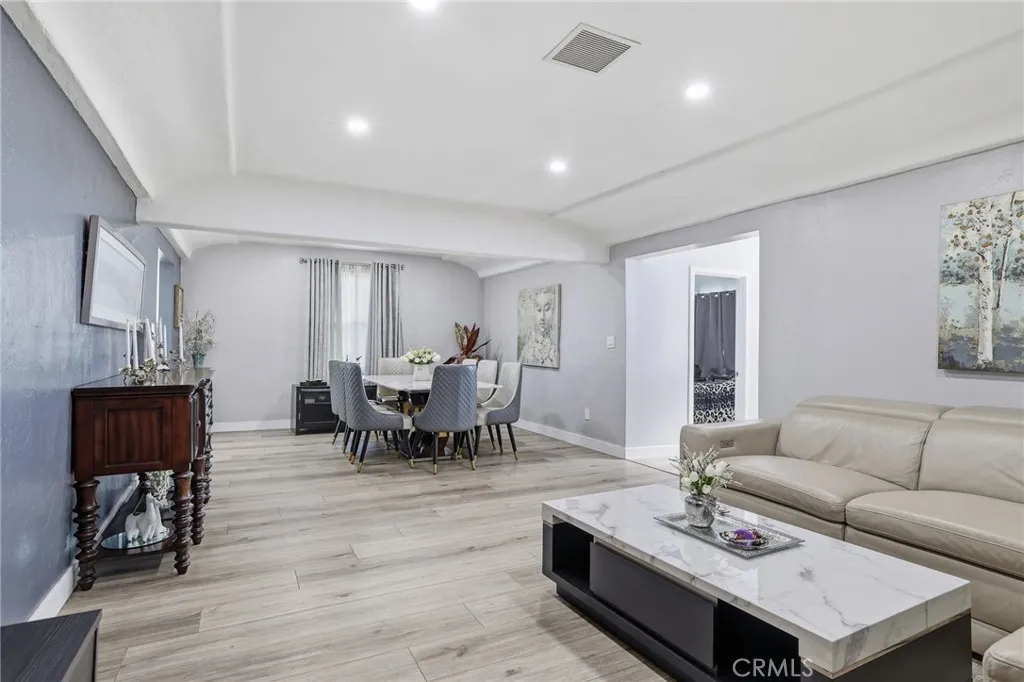 Additional image 41 of 10418 Samoa Avenue, Tujunga, CA 91042