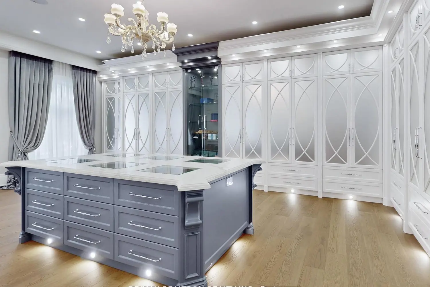 Additional image 13 of 14358 Bathurst Street