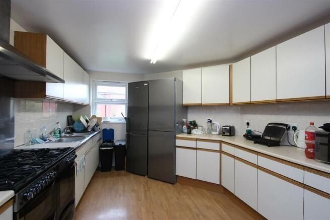 8 bed terraced house to rentDivinity Road, HMO Ready 8 Sharers OX4 photo 3