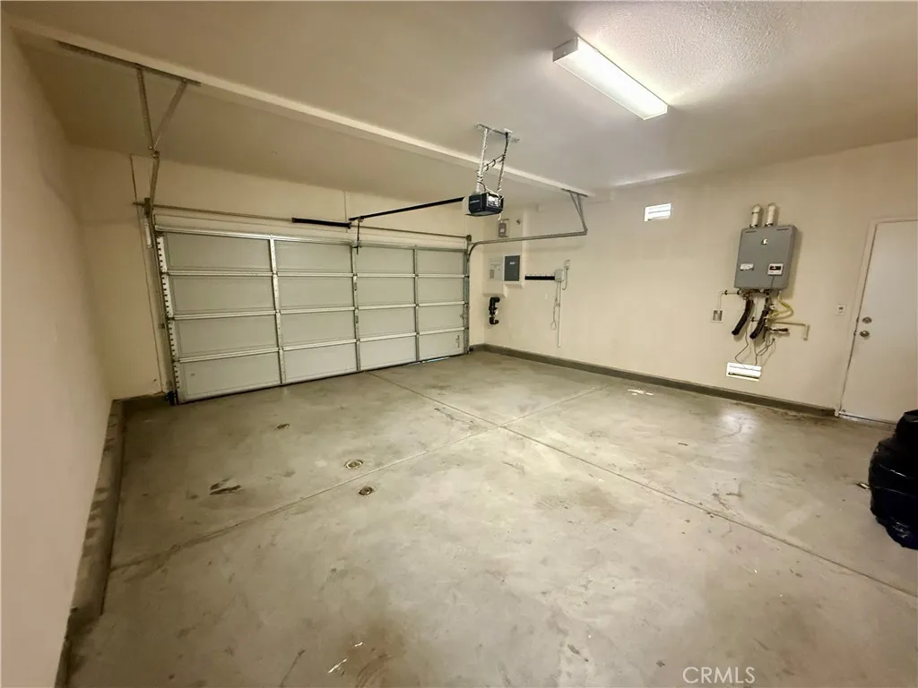 Additional image 80 of 13886 Camino Cinco St, Victorville, CA 92392