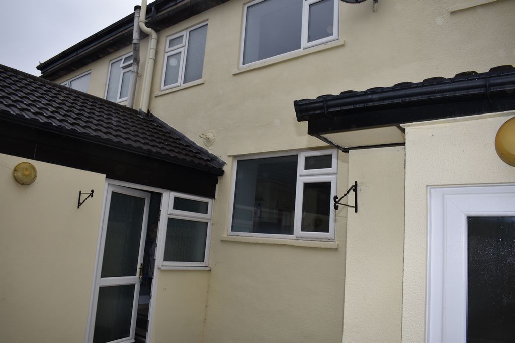 3 bed flat to rentFlat 3, 212 High Street BS22