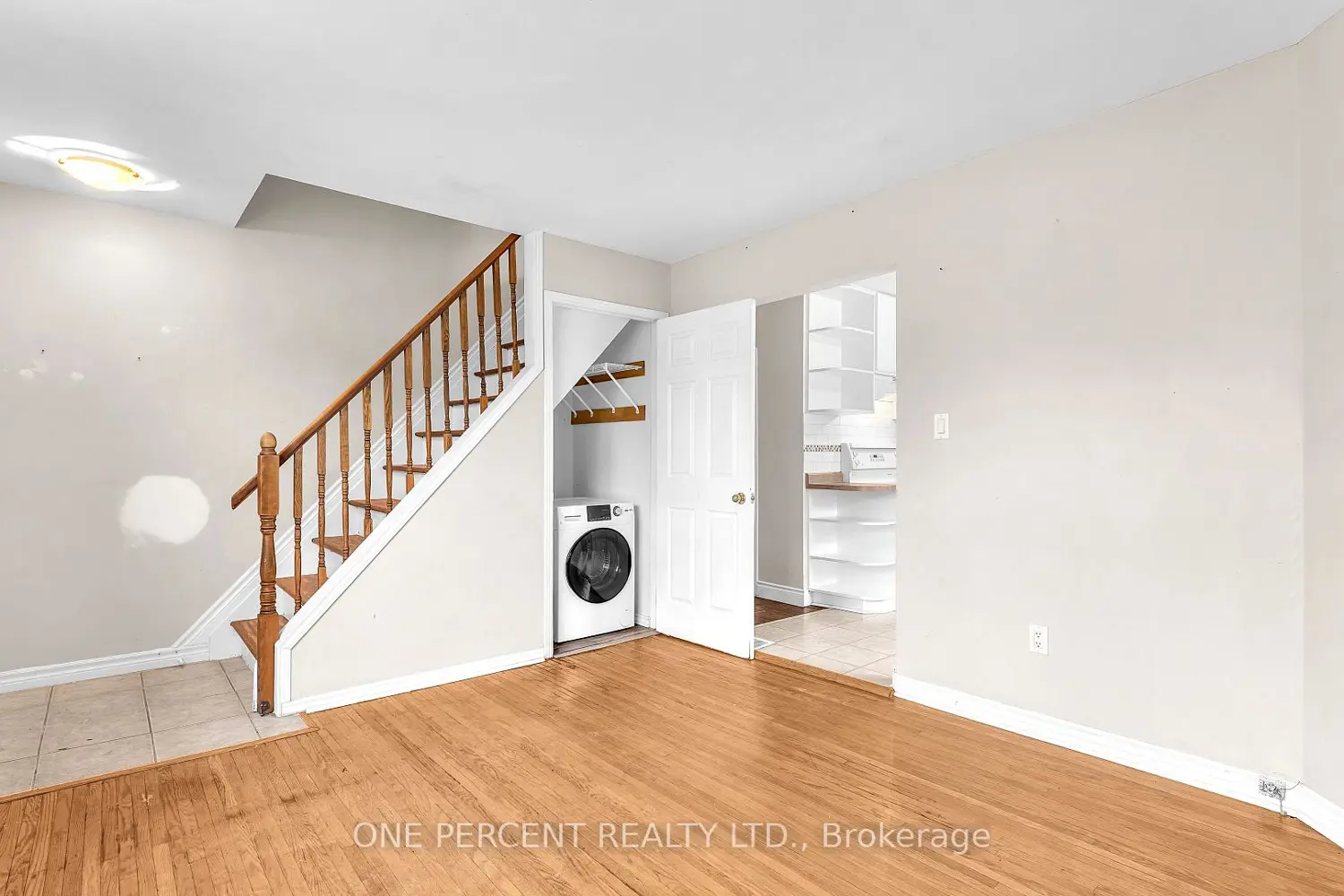 Additional image 4 of 1185 Albany Street