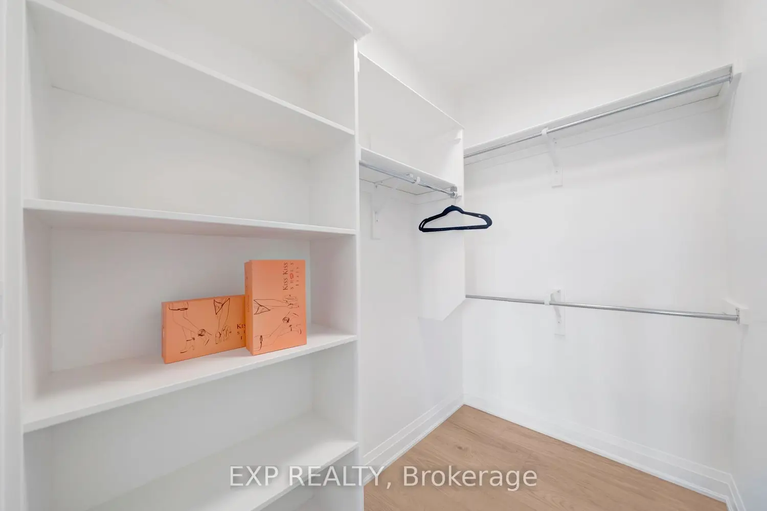 Additional image 7 of 296 Perth Trail H