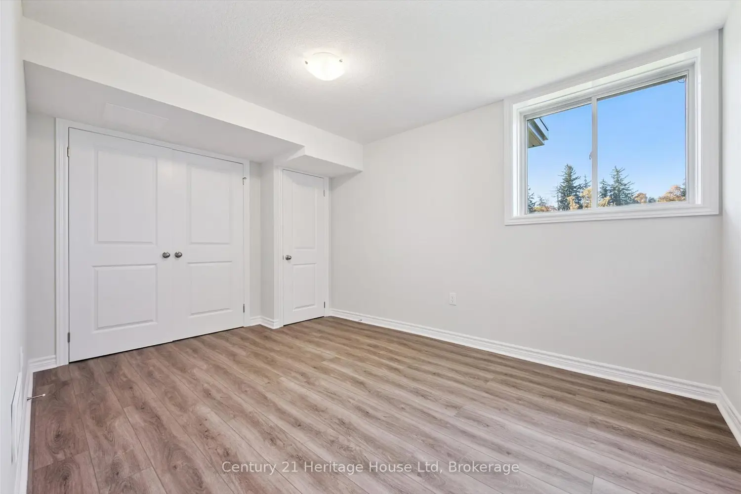 Additional image 8 of 465 Garafraxa Street 3