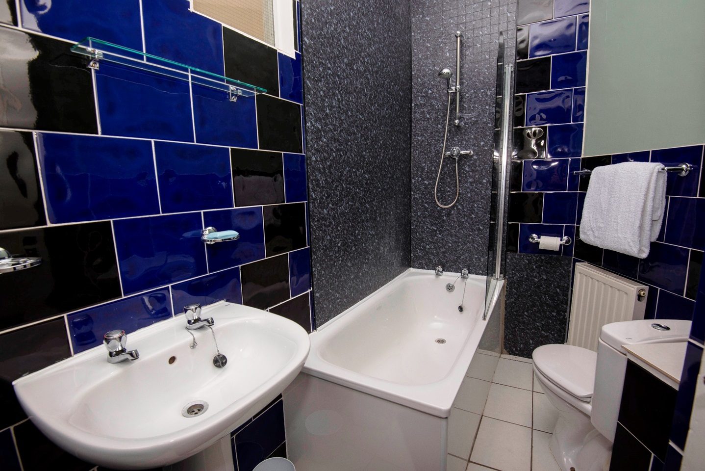 Additional image 6 of 5 Bed Flat, Crighton Place, EH7, N1 7GU