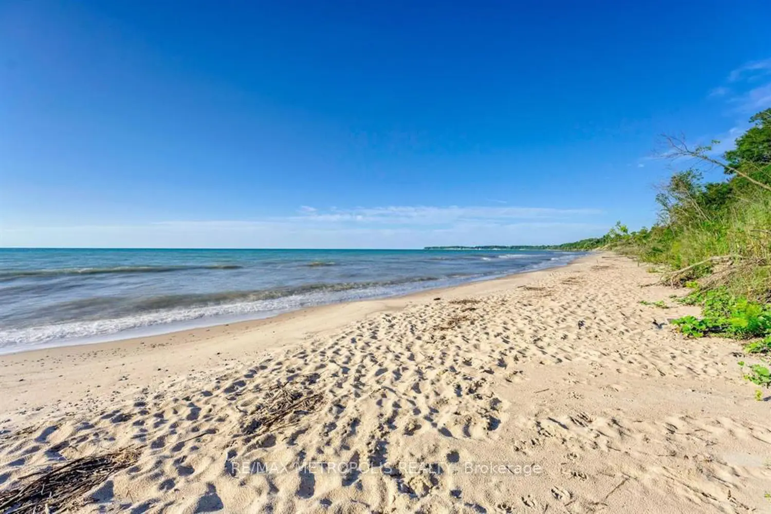 Additional image 11 of 7011 Blue Coast Heights