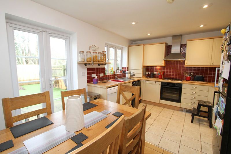 Additional image 4 of 4 bed terraced house to rentYeates Court, Clevedon BS21