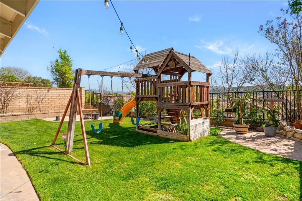 Additional image 76 of 22588 Lamplight Pl, Saugus, CA 91350