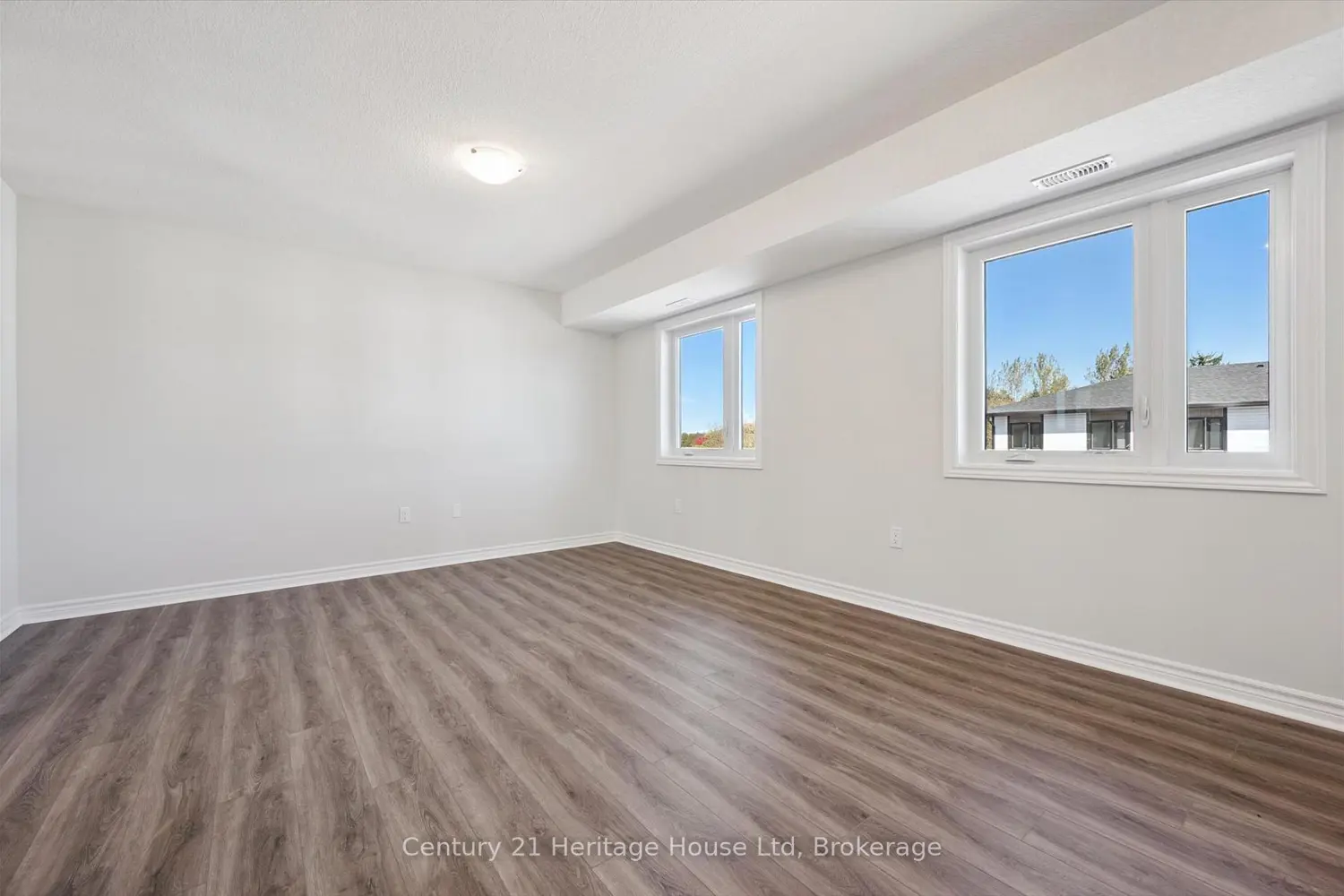 Additional image 16 of 465 Garafraxa Street 3