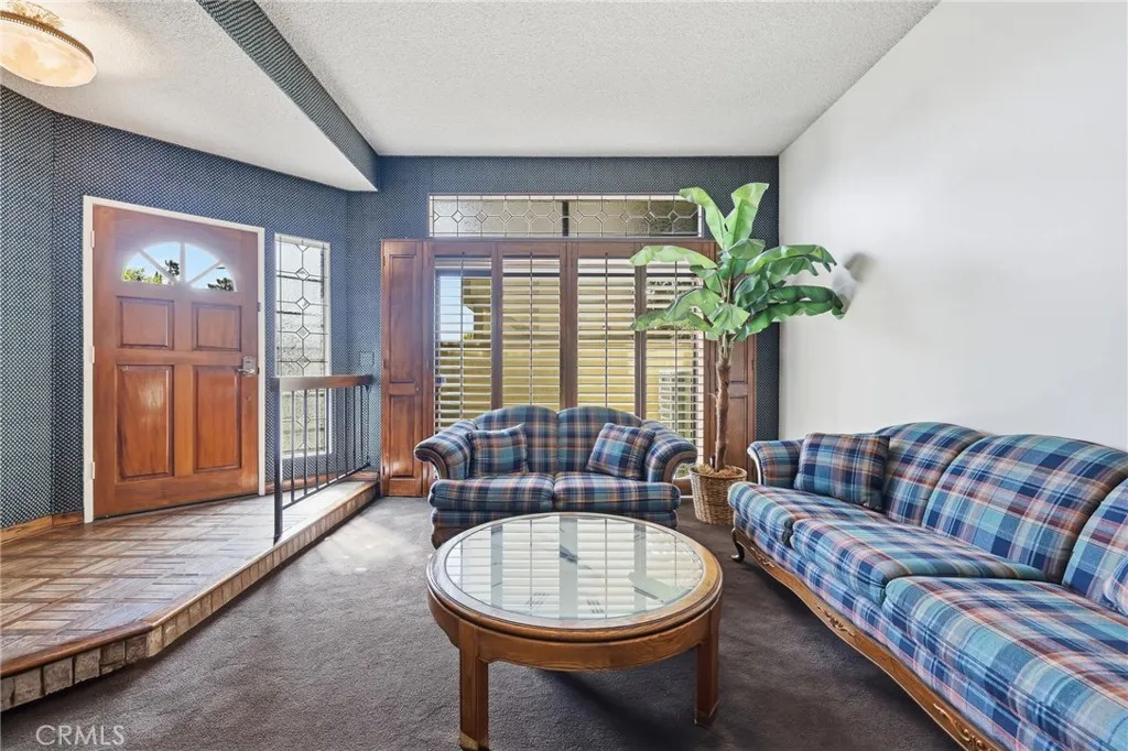 Additional image 2 of 7100 Balboa Boulevard Unit 1003, Lake Balboa, CA 91406