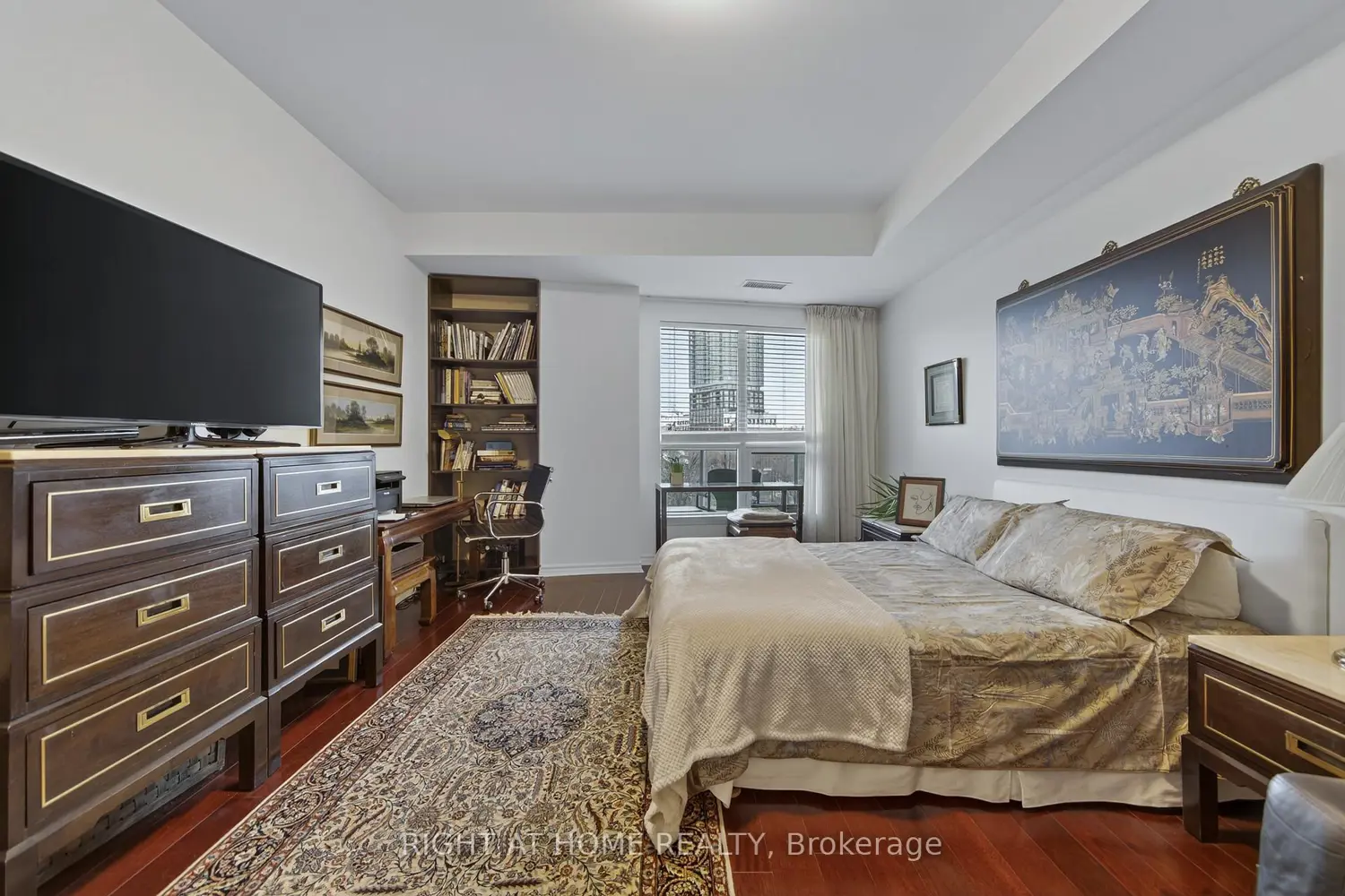 Additional image 12 of 6 Toronto Street 409