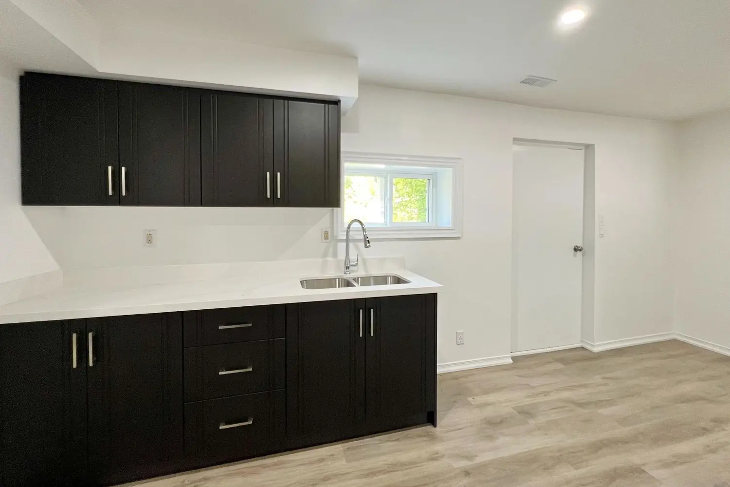 Additional image 16 of 216 Foster Drive