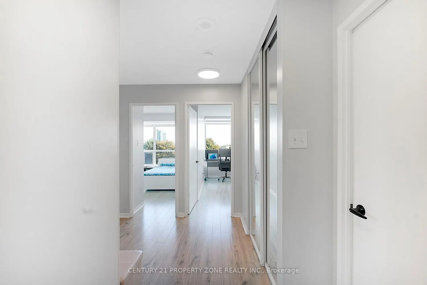 Additional image 11 of 10 Laurelcrest Street 407