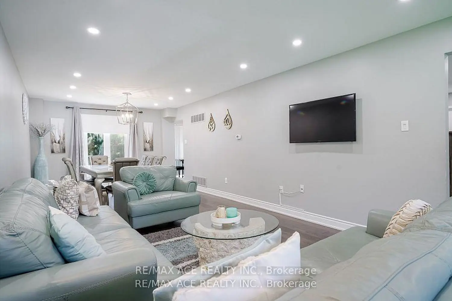 Additional image 7 of 10 Maplewood Drive