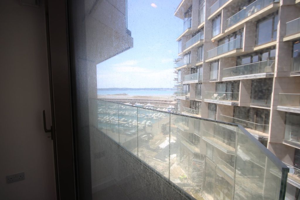 Additional image 10 of 2 bed flat to rentLa Rue De L'etau, St Helier, Jersey JE2