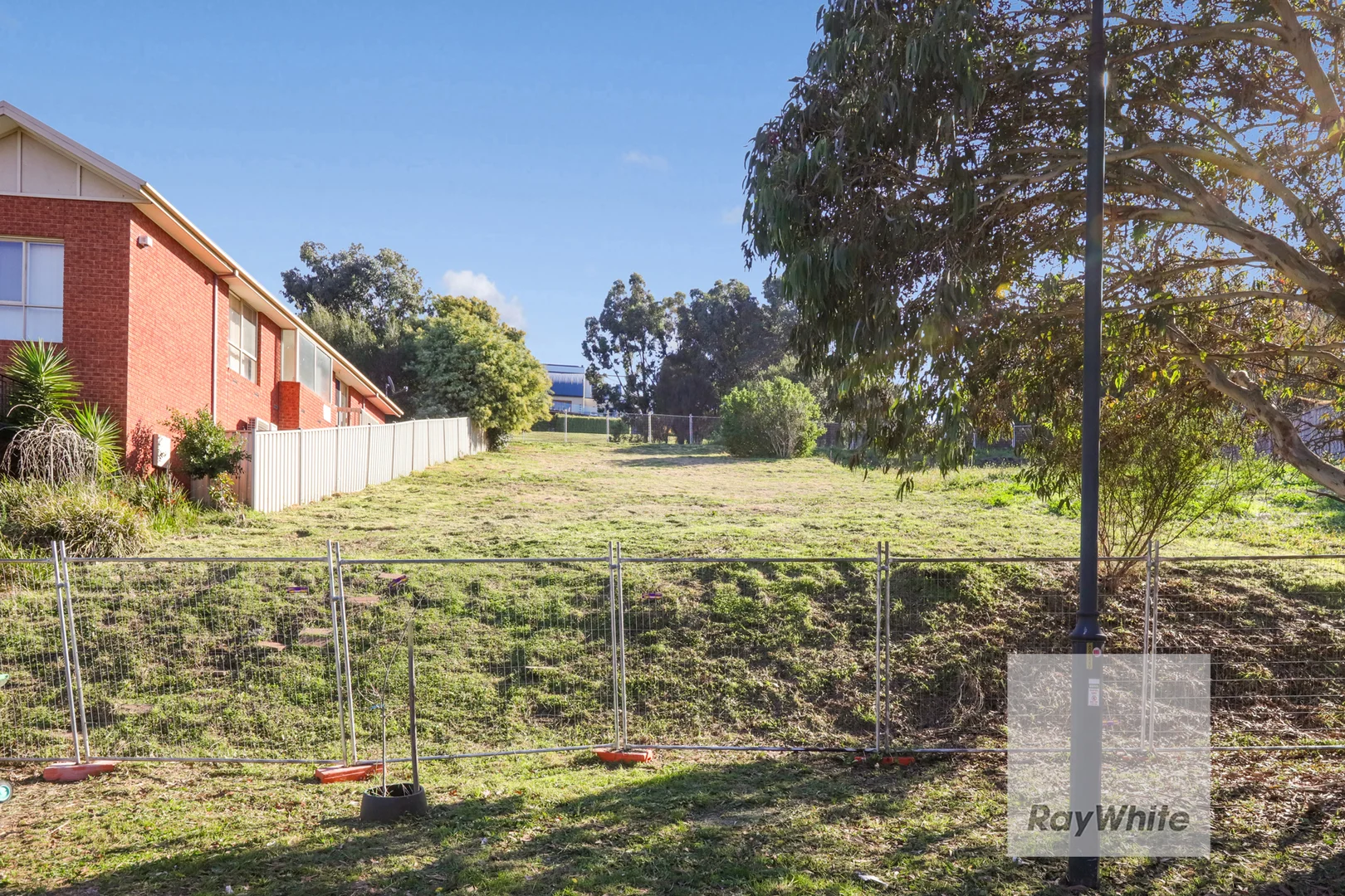 Additional image 3 of 16 Primula Boulevard, Gowanbrae VIC 3043