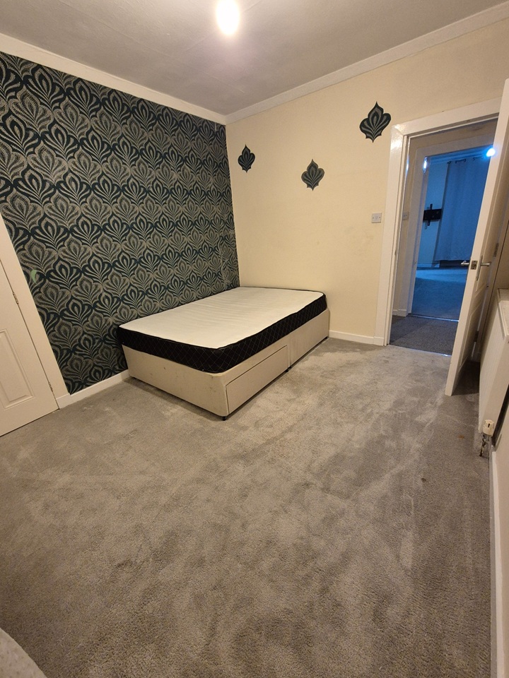 Additional image 2 of 3 Bed Flat, Ardmay Crescent, G44, N1 7GU