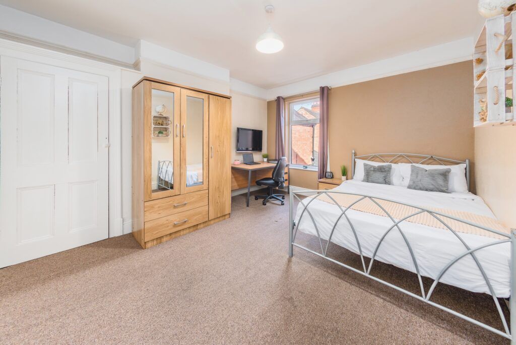 Additional image 16 of 6 bed terraced house to rentFosse Road South, Leicester LE3